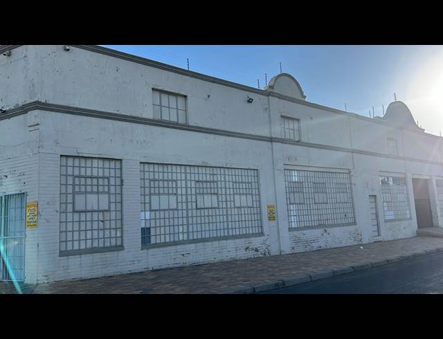 653M² BUILDING FOR SALE IN BRAKPAN CENTRAL